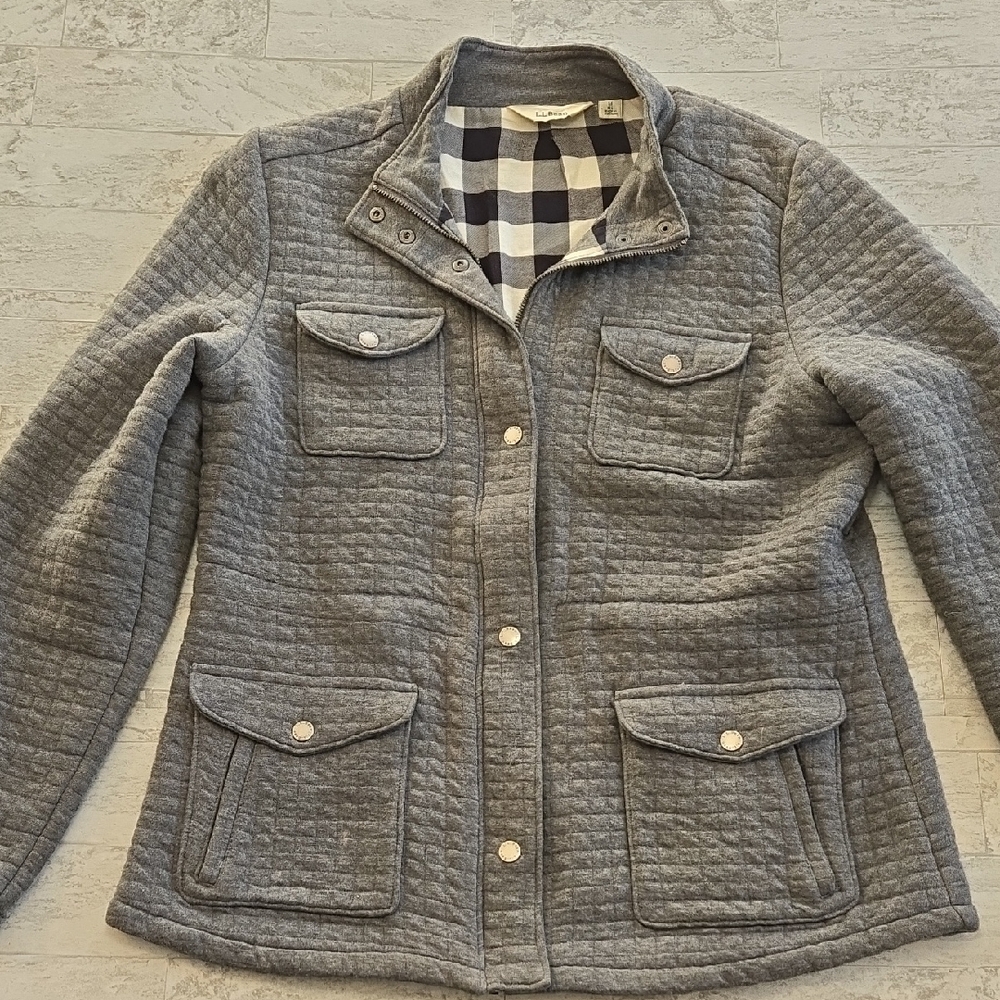 L.L. Bean Woman's Quilted Shacket Sweater Zip Up Jacket  Medium